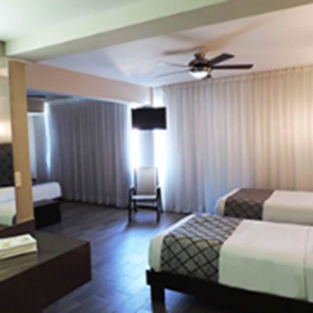 Hotel Senorial Platino Λεόν Εξωτερικό φωτογραφία