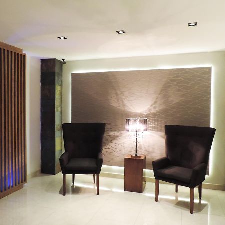 Hotel Senorial Platino Λεόν Εξωτερικό φωτογραφία