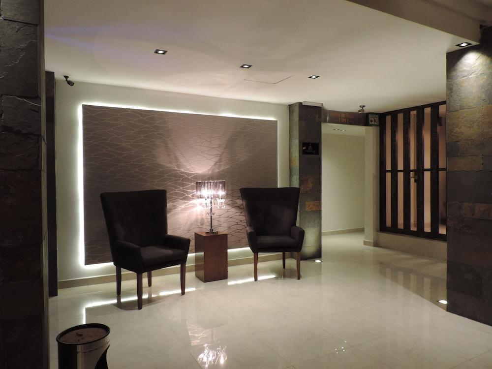Hotel Senorial Platino Λεόν Εξωτερικό φωτογραφία