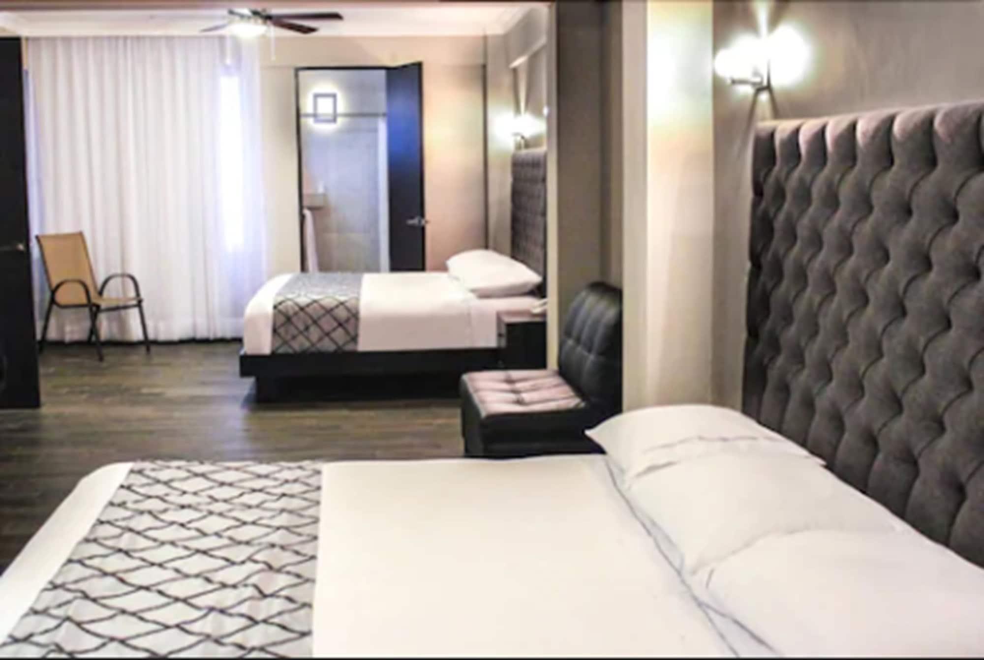Hotel Senorial Platino Λεόν Εξωτερικό φωτογραφία