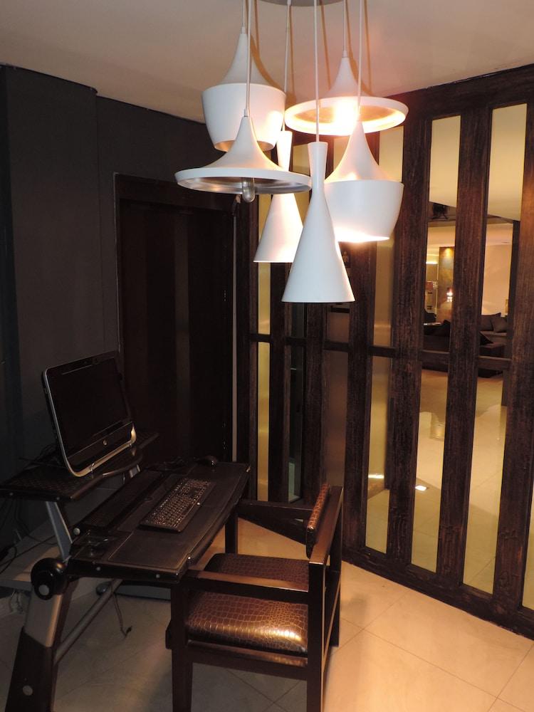 Hotel Senorial Platino Λεόν Εξωτερικό φωτογραφία