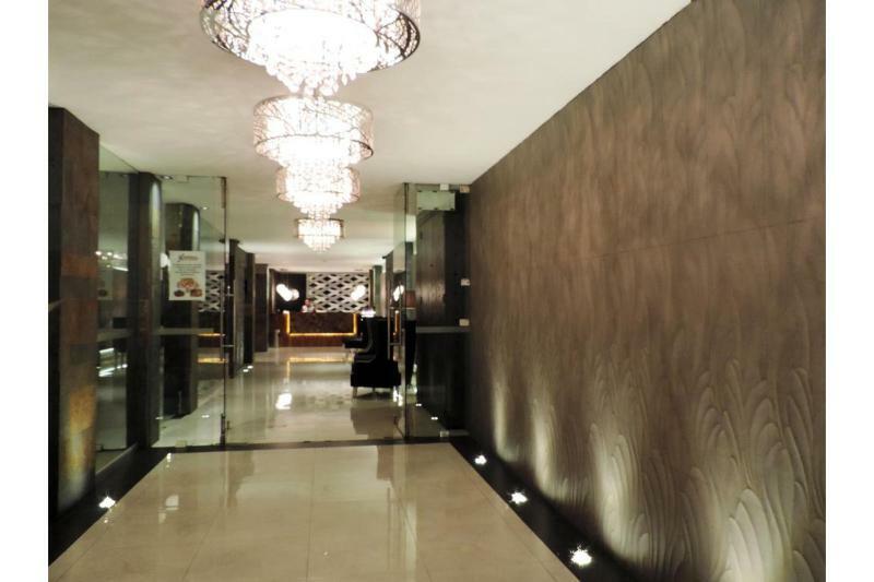 Hotel Senorial Platino Λεόν Εξωτερικό φωτογραφία