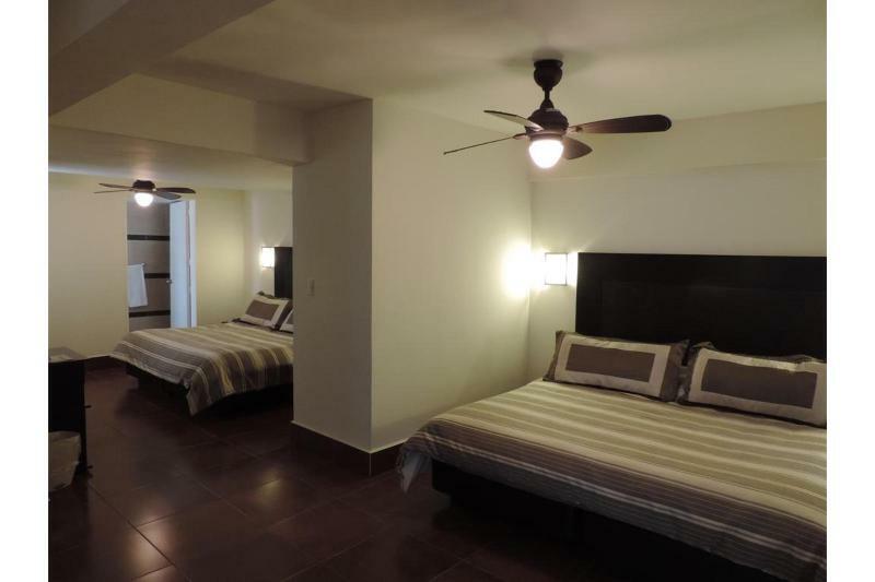 Hotel Senorial Platino Λεόν Εξωτερικό φωτογραφία