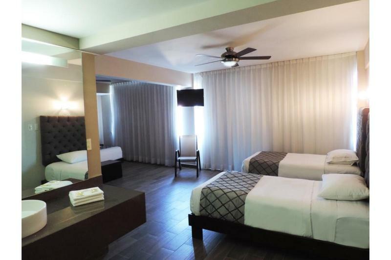 Hotel Senorial Platino Λεόν Εξωτερικό φωτογραφία